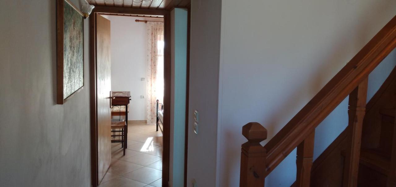 Athina Studio Apartments ケルベリ エクステリア 写真